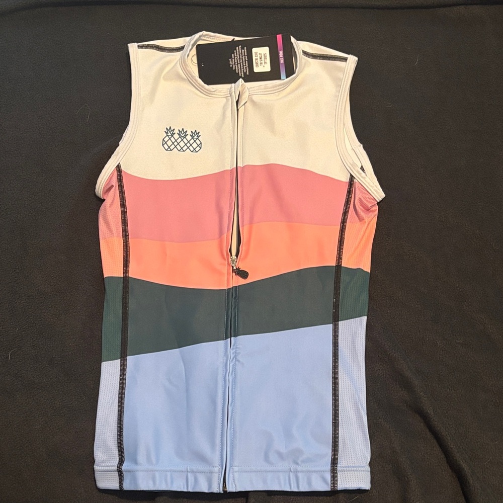 NEW Multicolor Sleeveless Women's Cycling Top